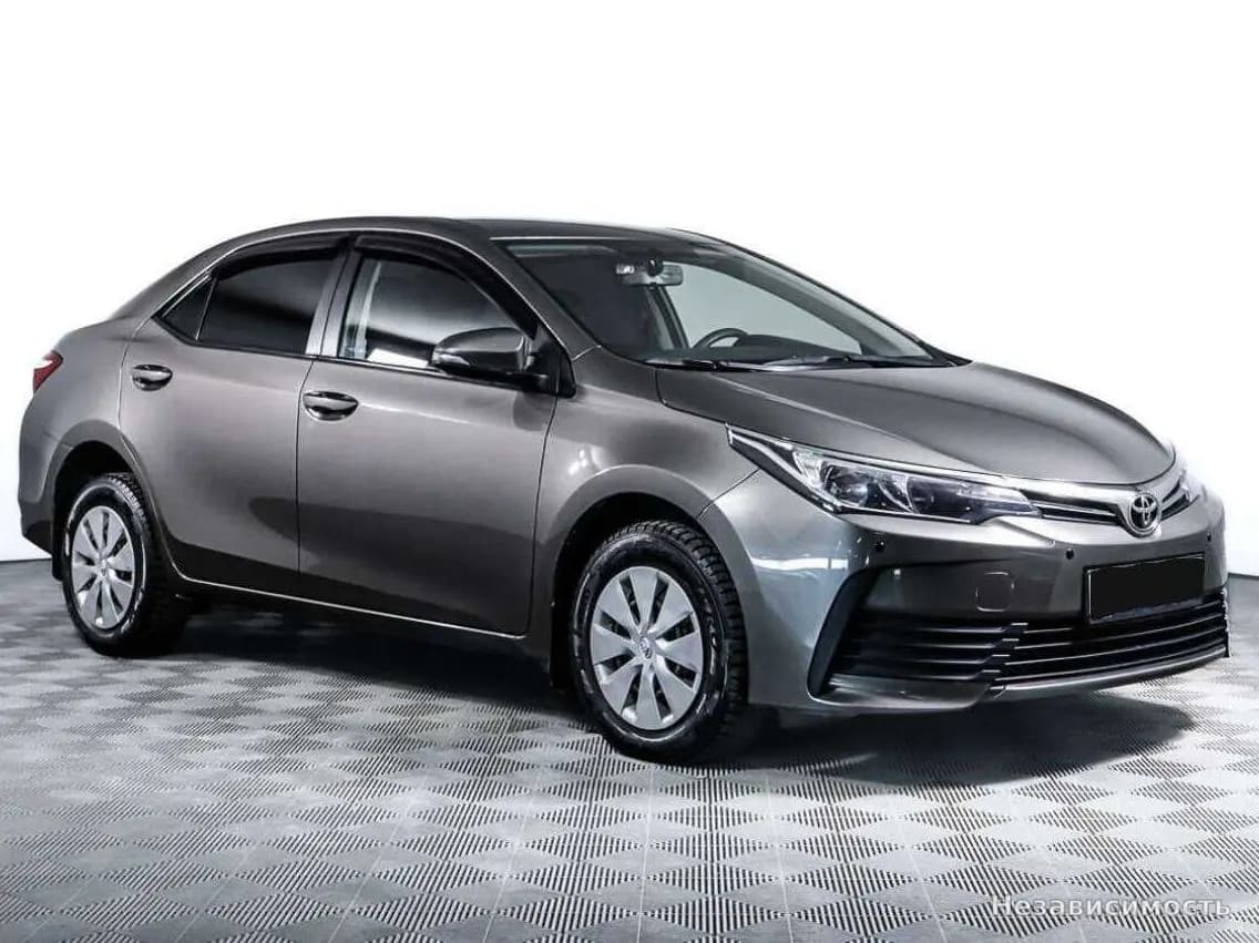 Toyota Corolla 2016 с пробегом — фото 3