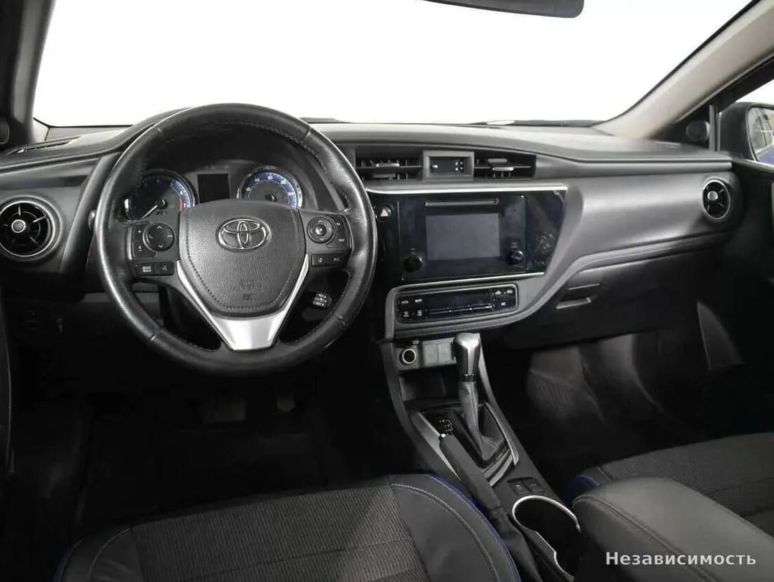 Toyota Corolla 2018 с пробегом — фото 9
