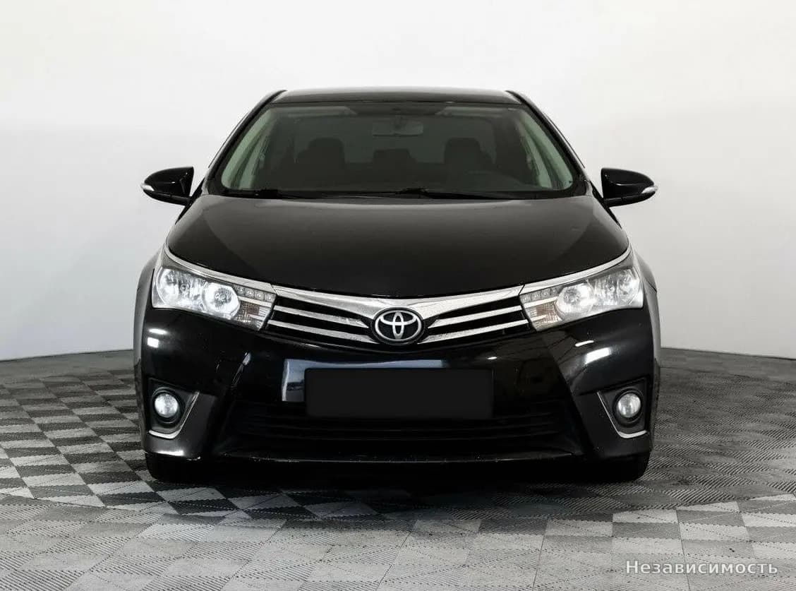 Toyota Corolla 2013 с пробегом — фото 2