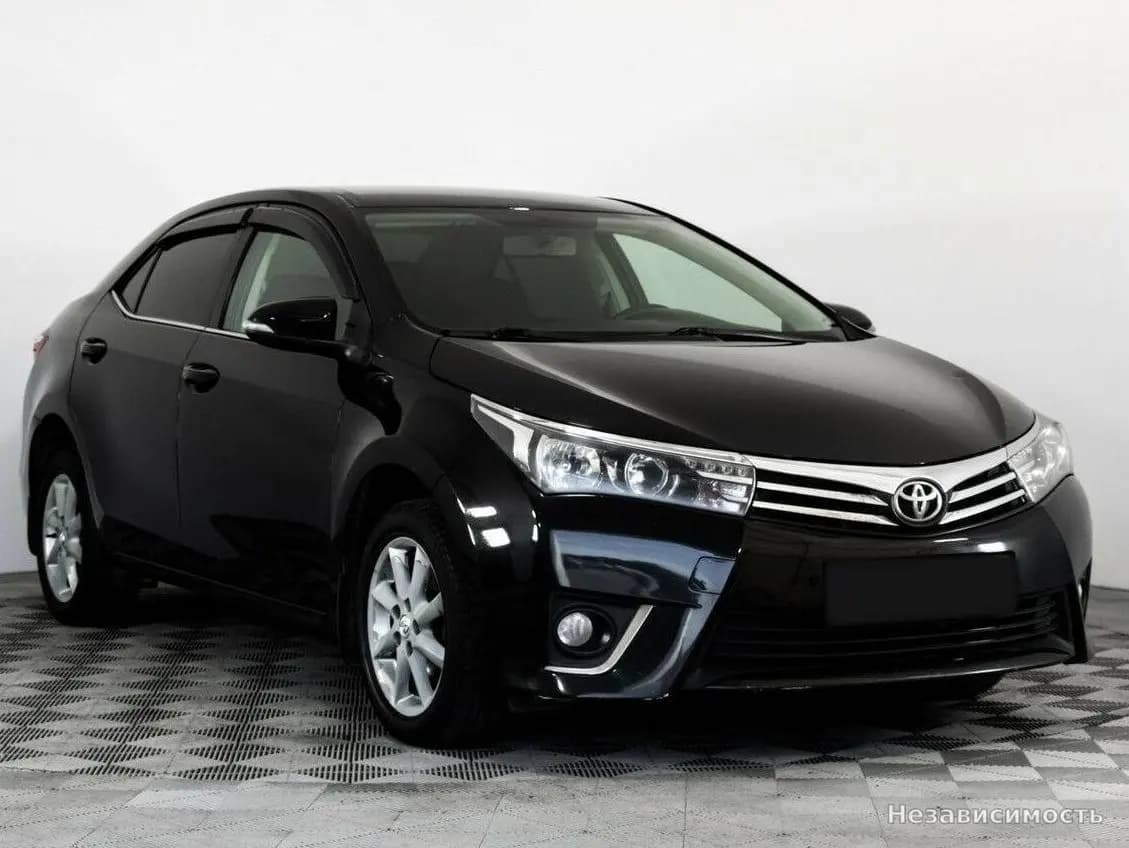 Toyota Corolla 2013 с пробегом — фото 3