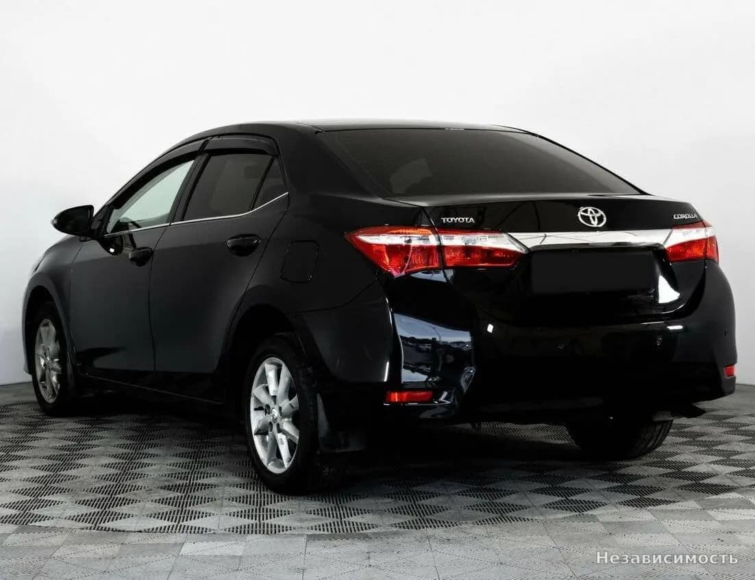 Toyota Corolla 2013 с пробегом — фото 6