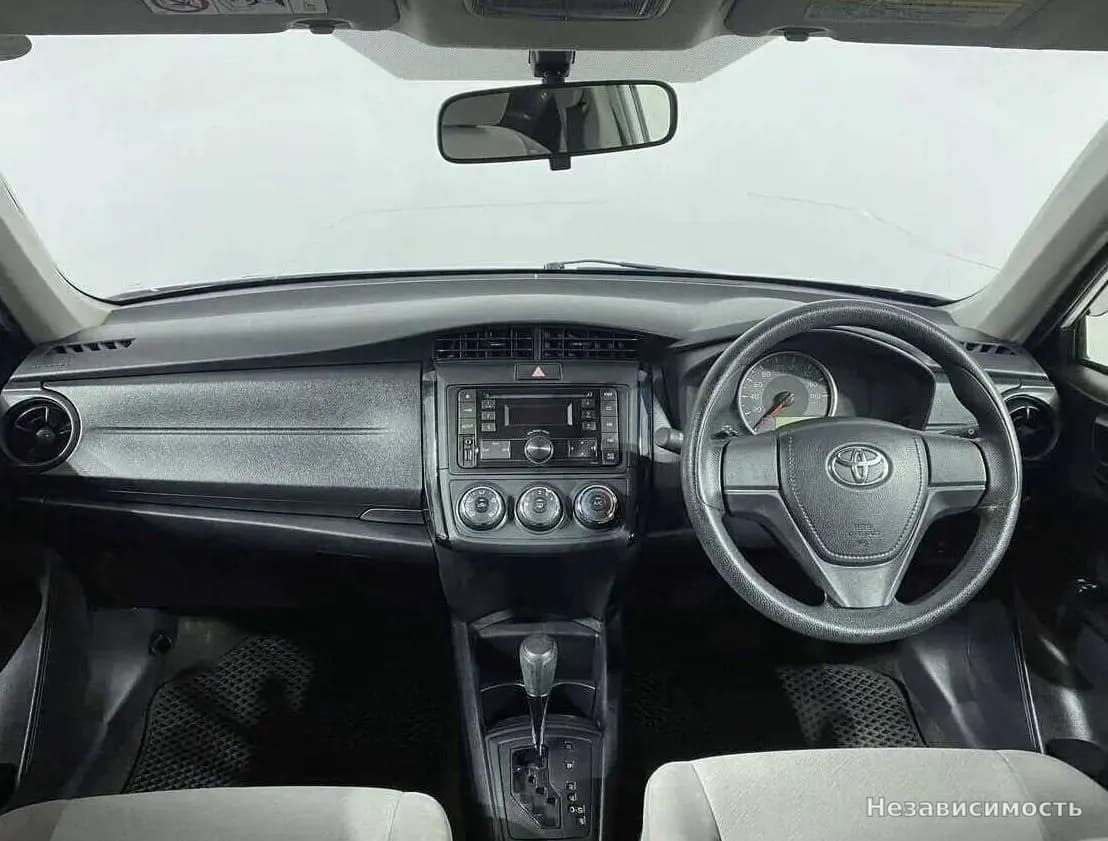 Toyota Corolla 2016 с пробегом — фото 9