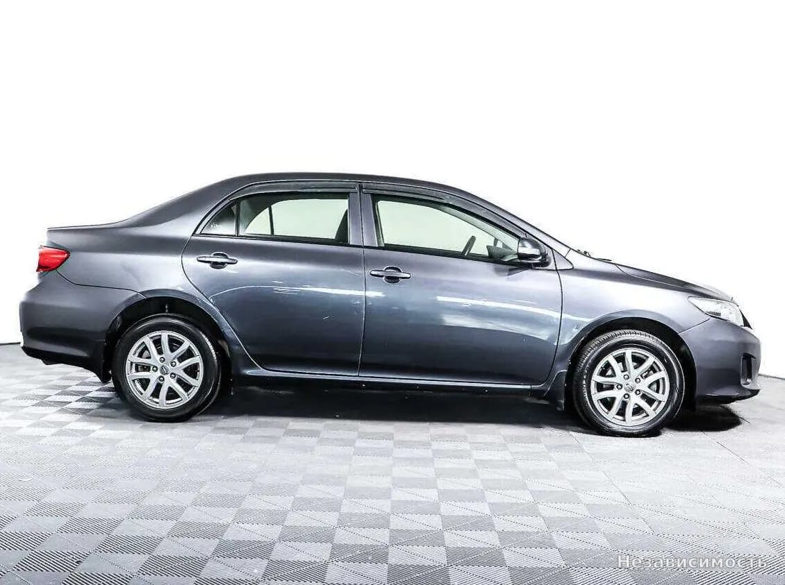 Toyota Corolla 2012 с пробегом — фото 4