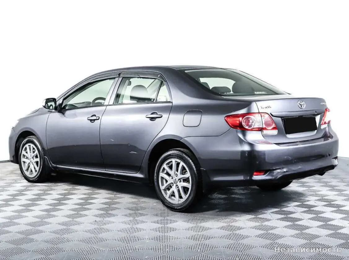Toyota Corolla 2012 с пробегом — фото 7
