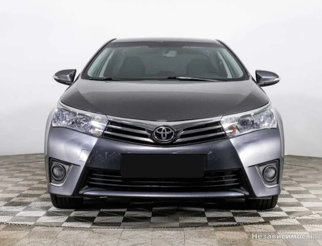 Toyota Corolla 2015 с пробегом — фото 2