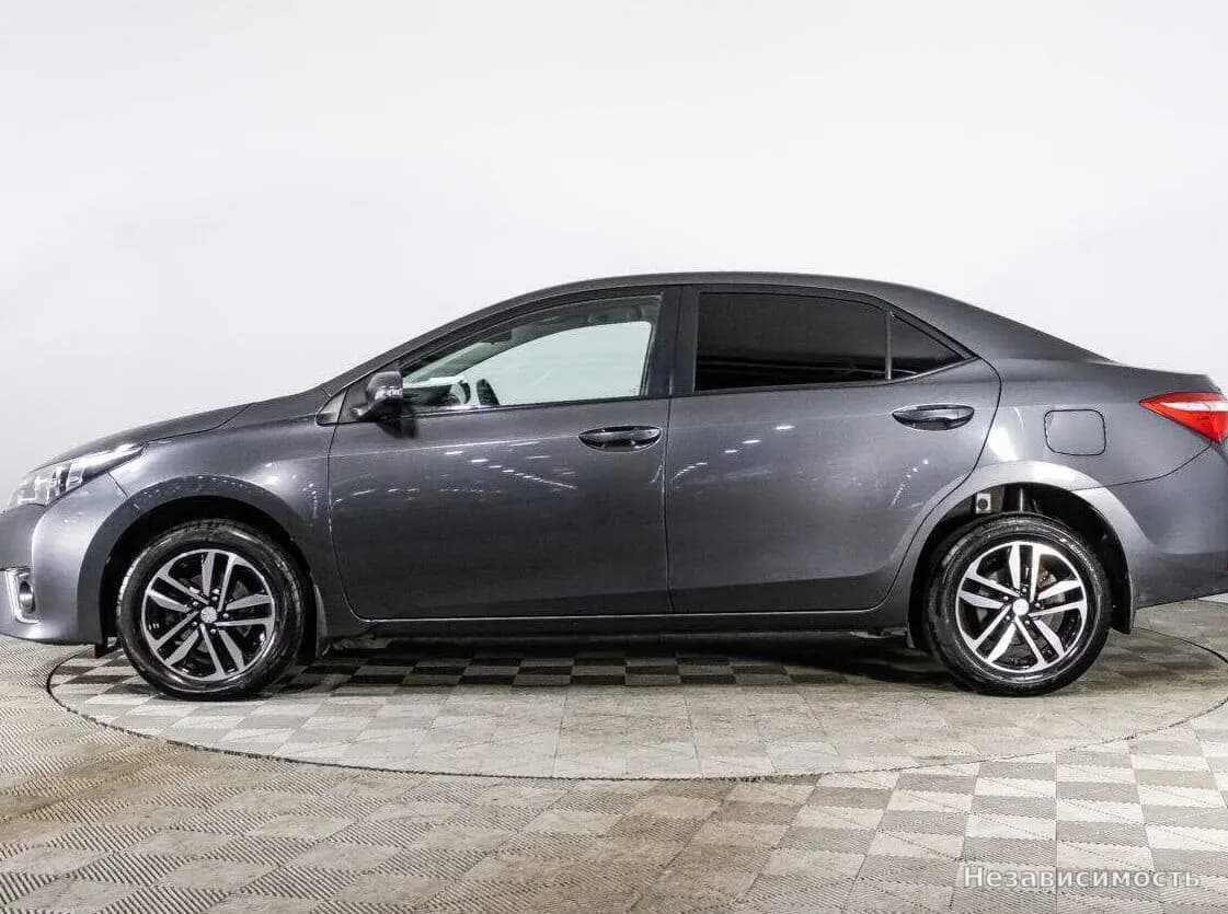 Toyota Corolla 2015 с пробегом — фото 8