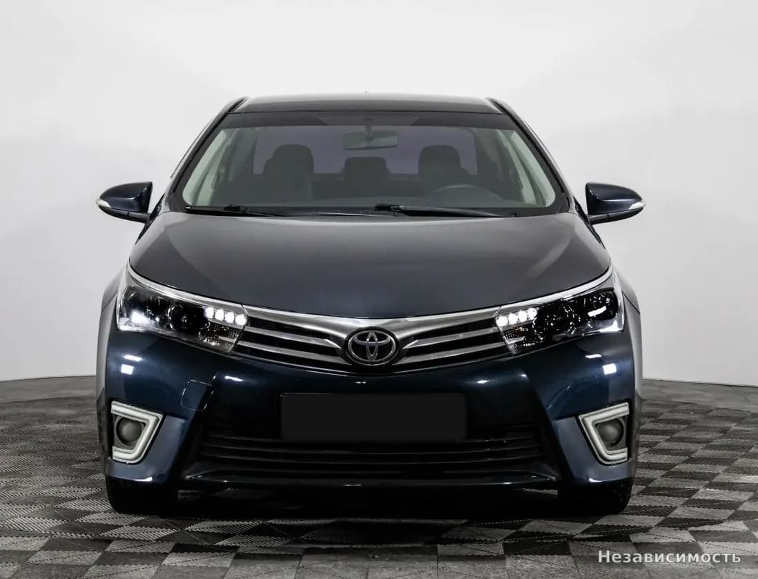 Toyota Corolla 2014 с пробегом — фото 2