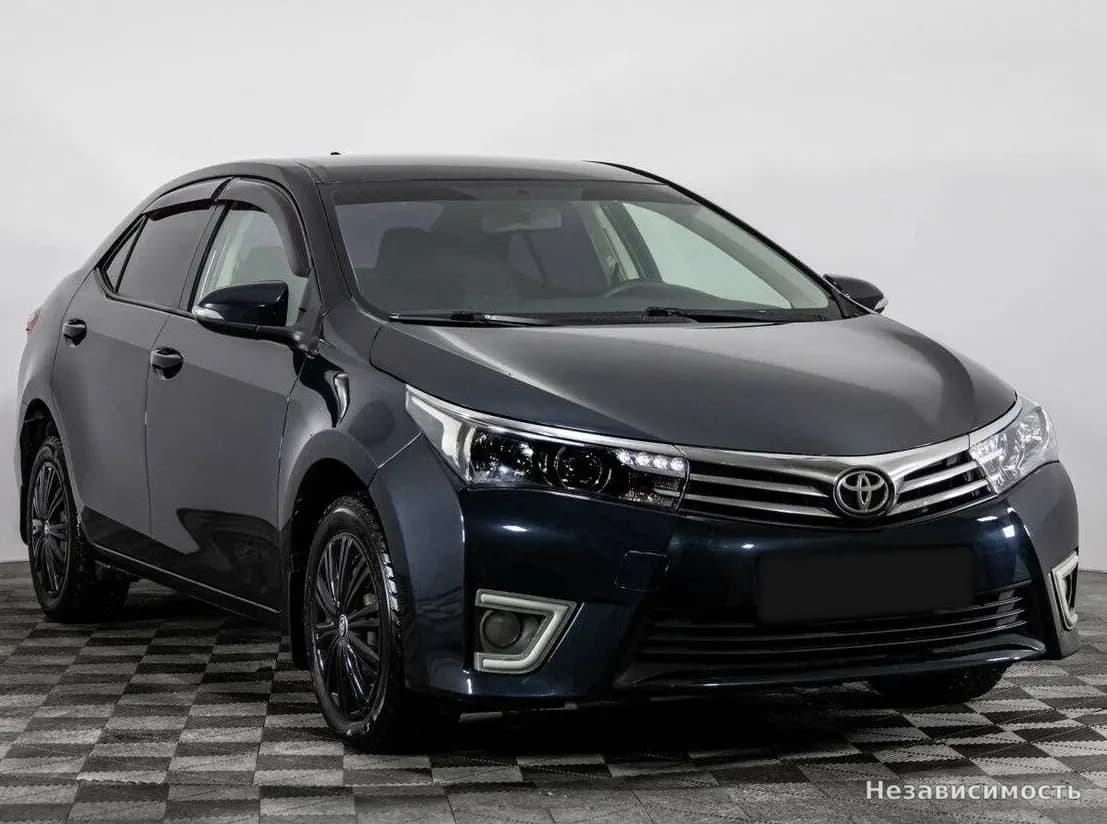 Toyota Corolla 2014 с пробегом — фото 3