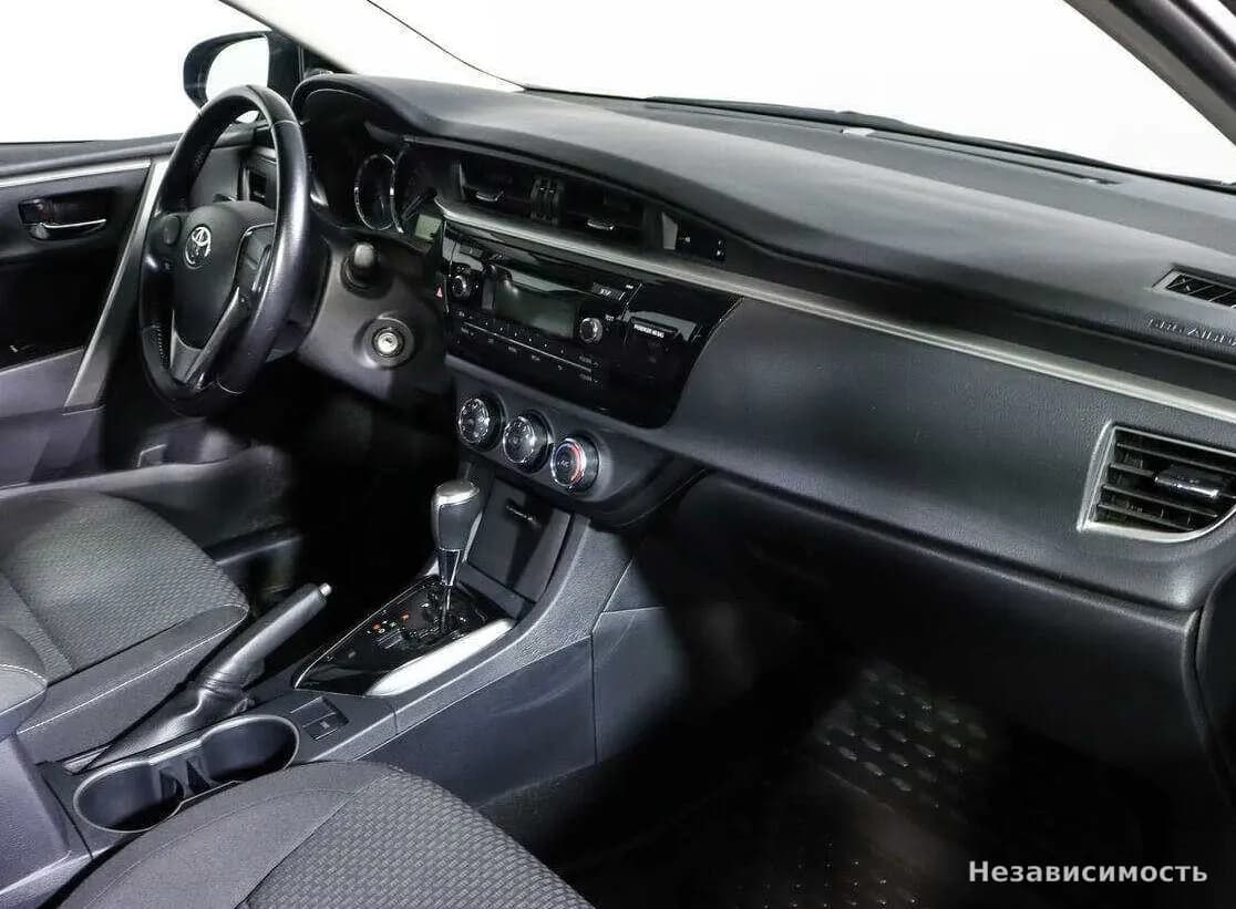 Toyota Corolla 2016 с пробегом — фото 7