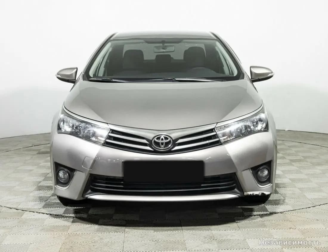 Toyota Corolla 2014 с пробегом — фото 2