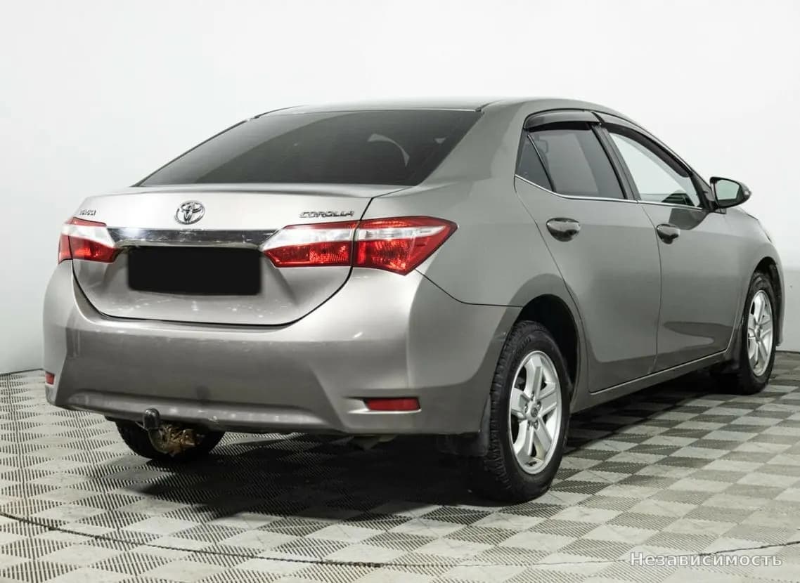 Toyota Corolla 2014 с пробегом — фото 5
