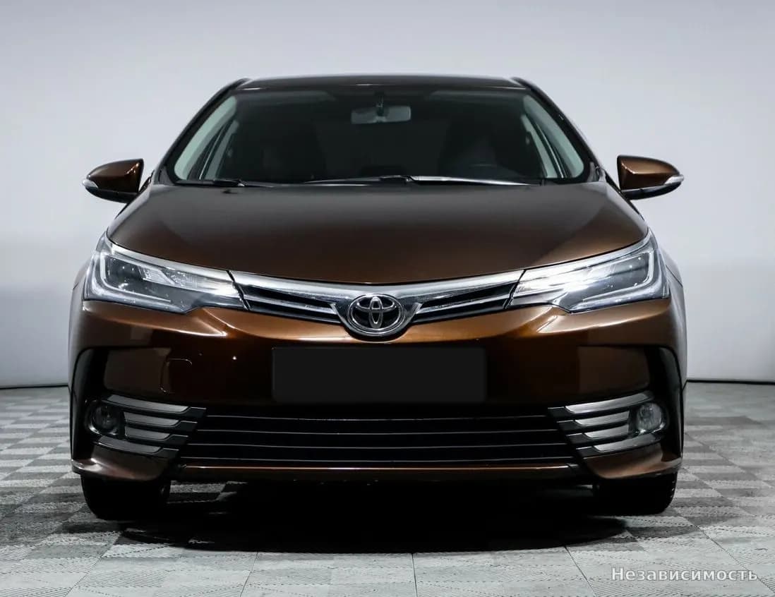 Toyota Corolla 2017 с пробегом — фото 2