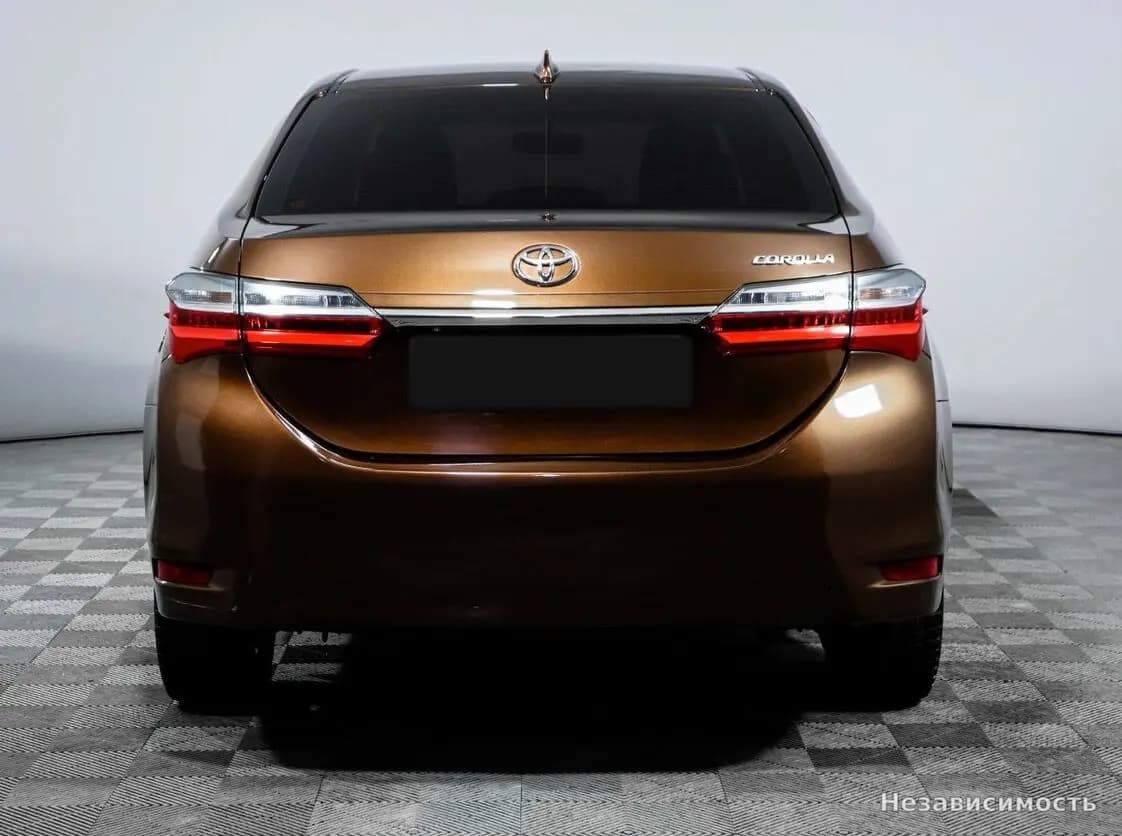 Toyota Corolla 2017 с пробегом — фото 5