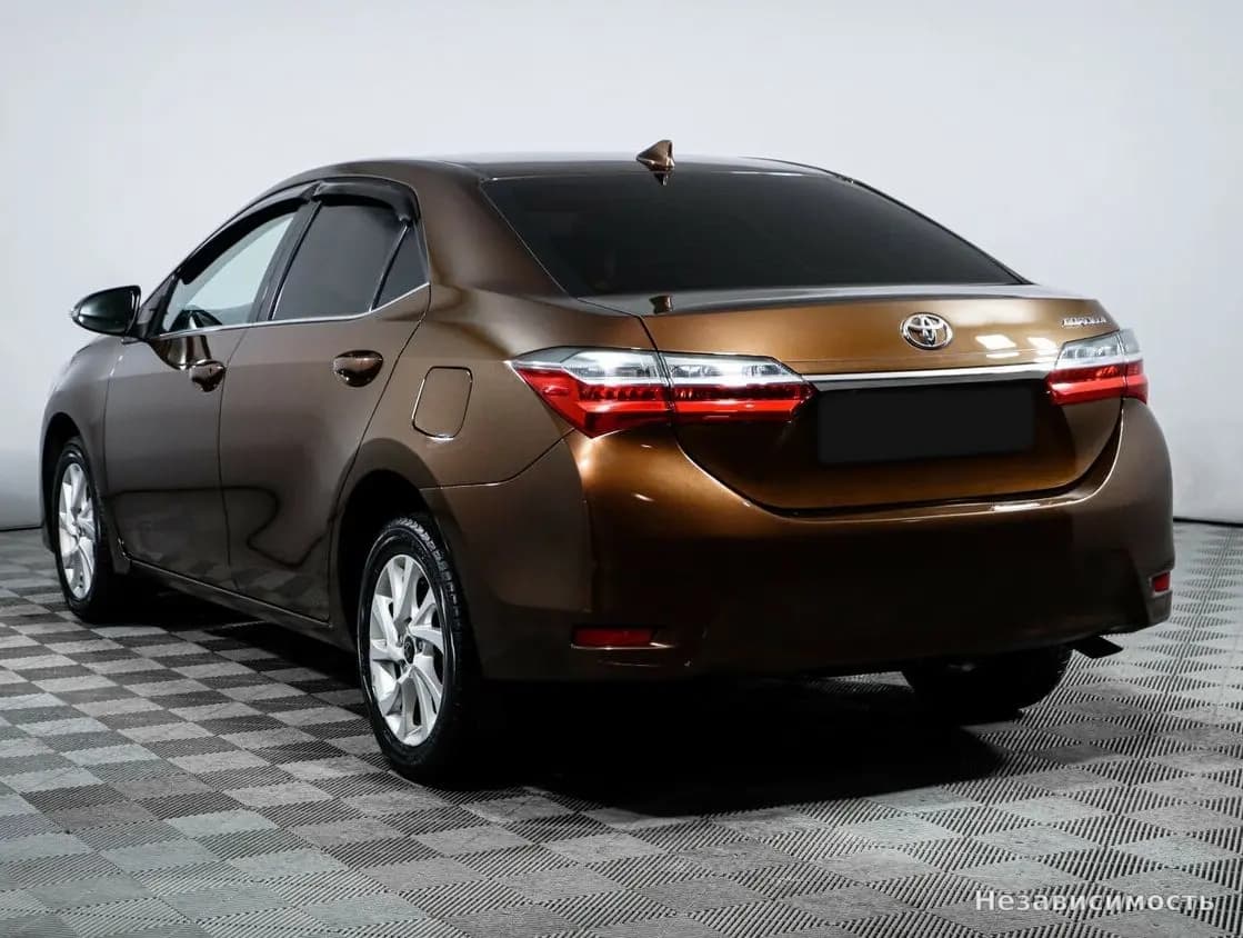 Toyota Corolla 2017 с пробегом — фото 6