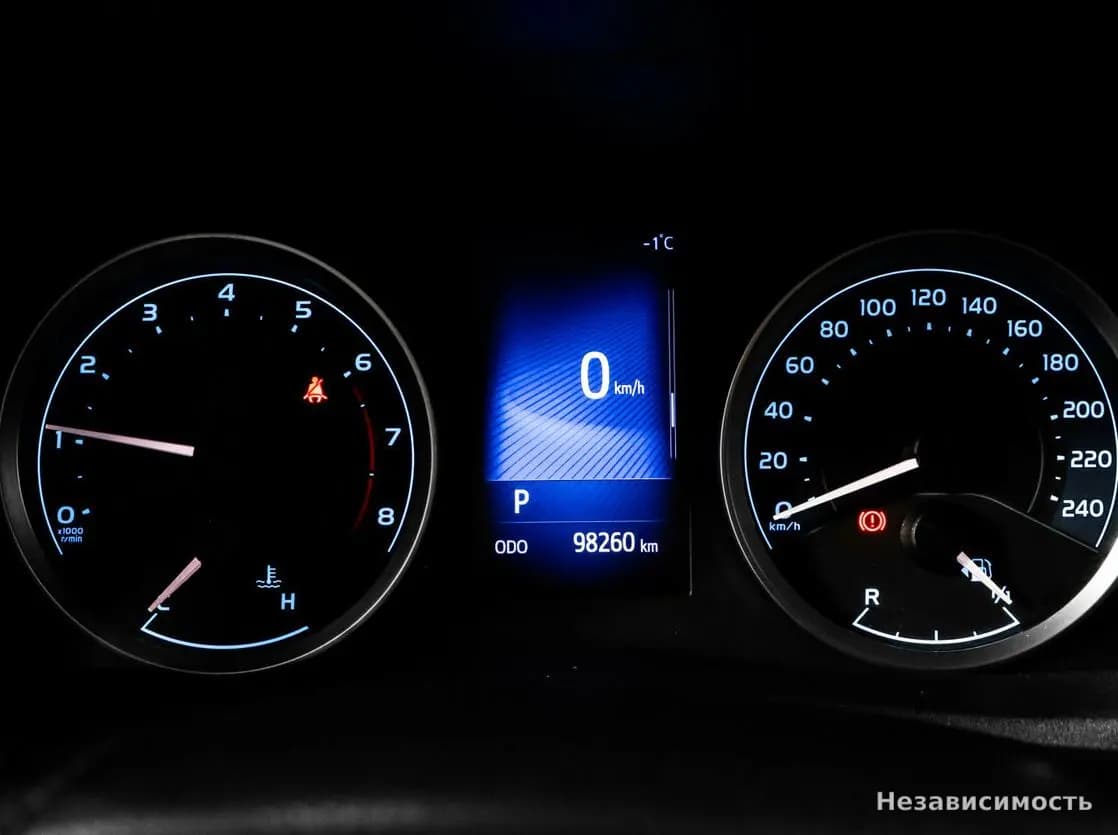 Toyota Corolla 2017 с пробегом — фото 9