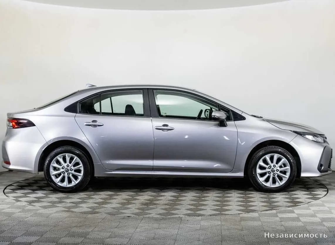 Toyota Corolla 2020 с пробегом — фото 4