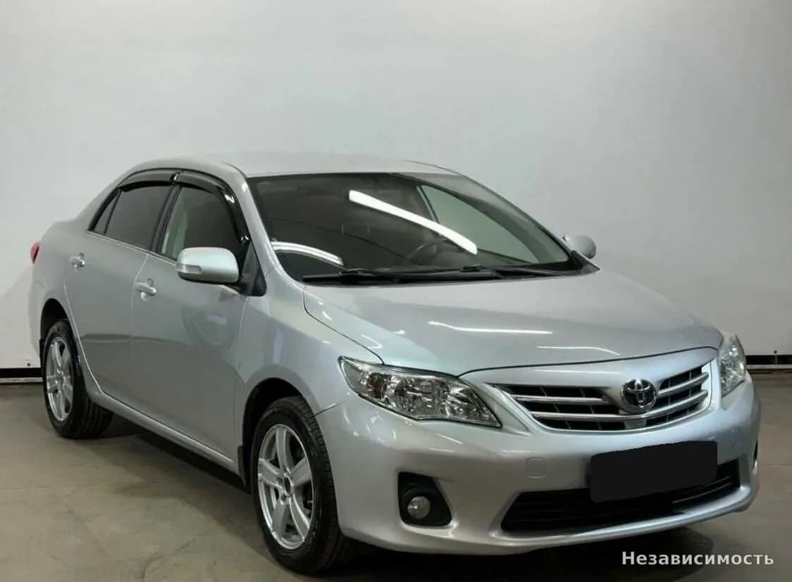 Toyota Corolla 2012 с пробегом — фото 3