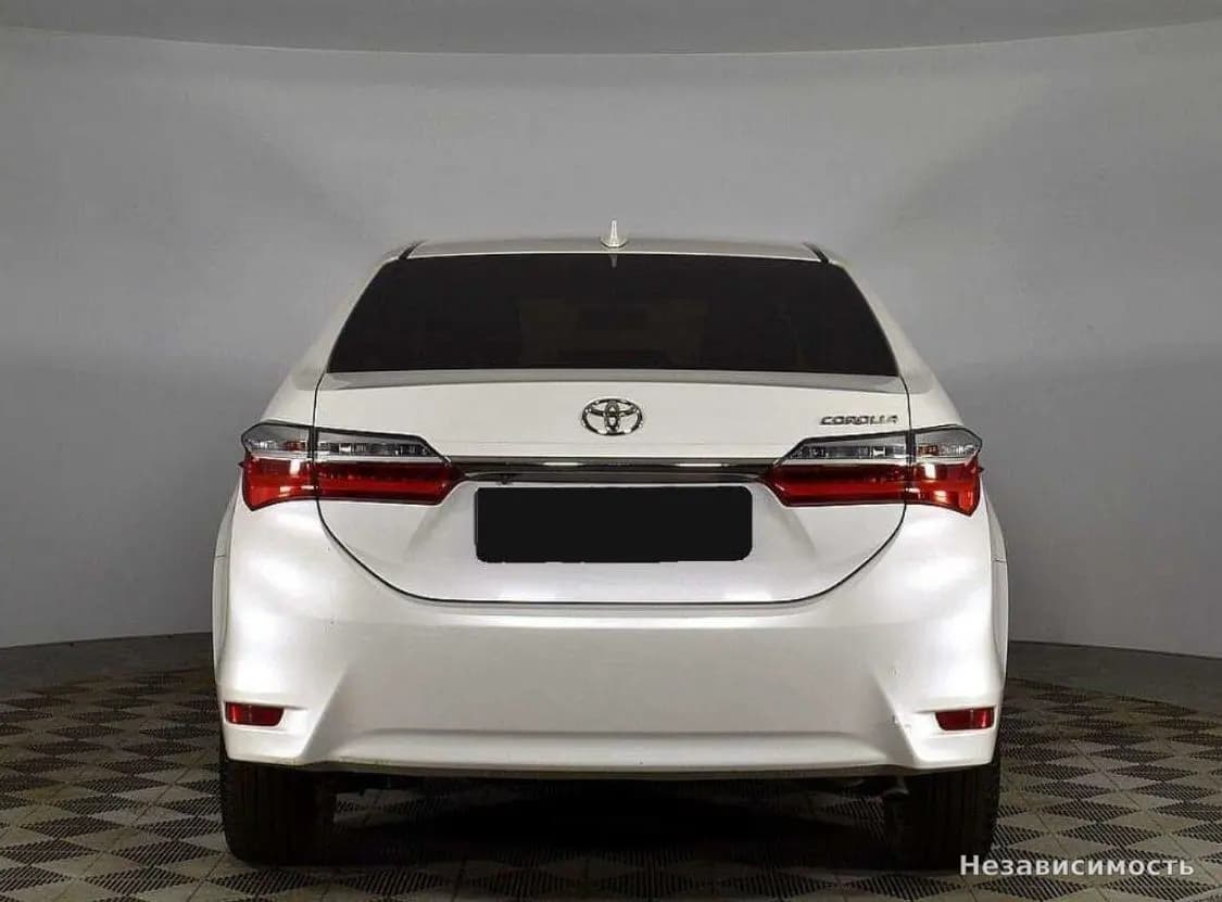 Toyota Corolla 2017 с пробегом — фото 4