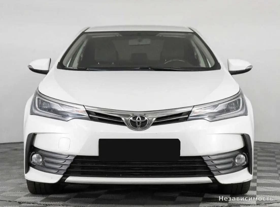 Toyota Corolla 2018 с пробегом — фото 2