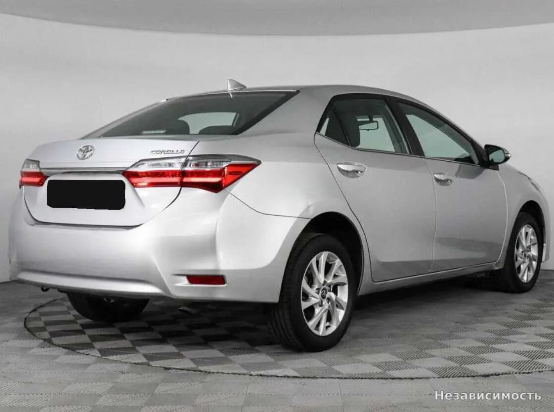 Toyota Corolla 2017 с пробегом — фото 5