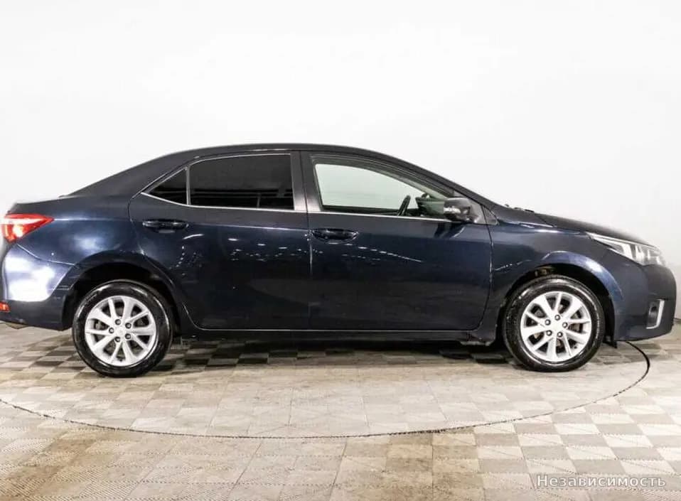 Toyota Corolla 2014 с пробегом — фото 4