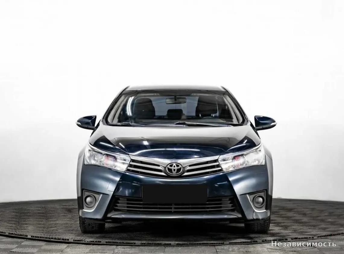 Toyota Corolla 2015 с пробегом — фото 2