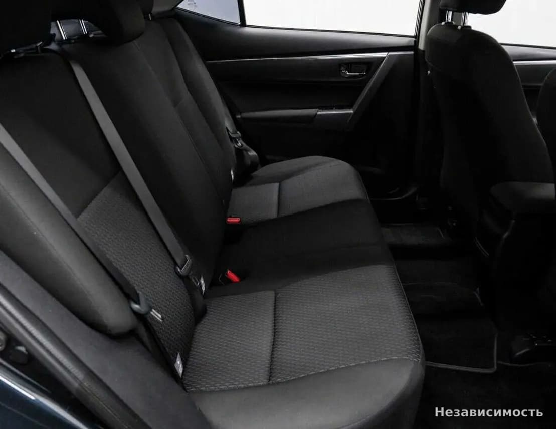 Toyota Corolla 2015 с пробегом — фото 10