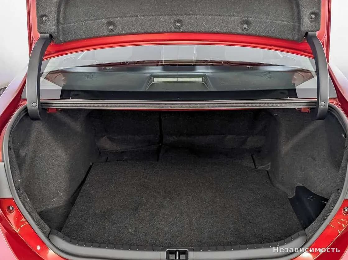 Toyota Corolla 2018 с пробегом — фото 9