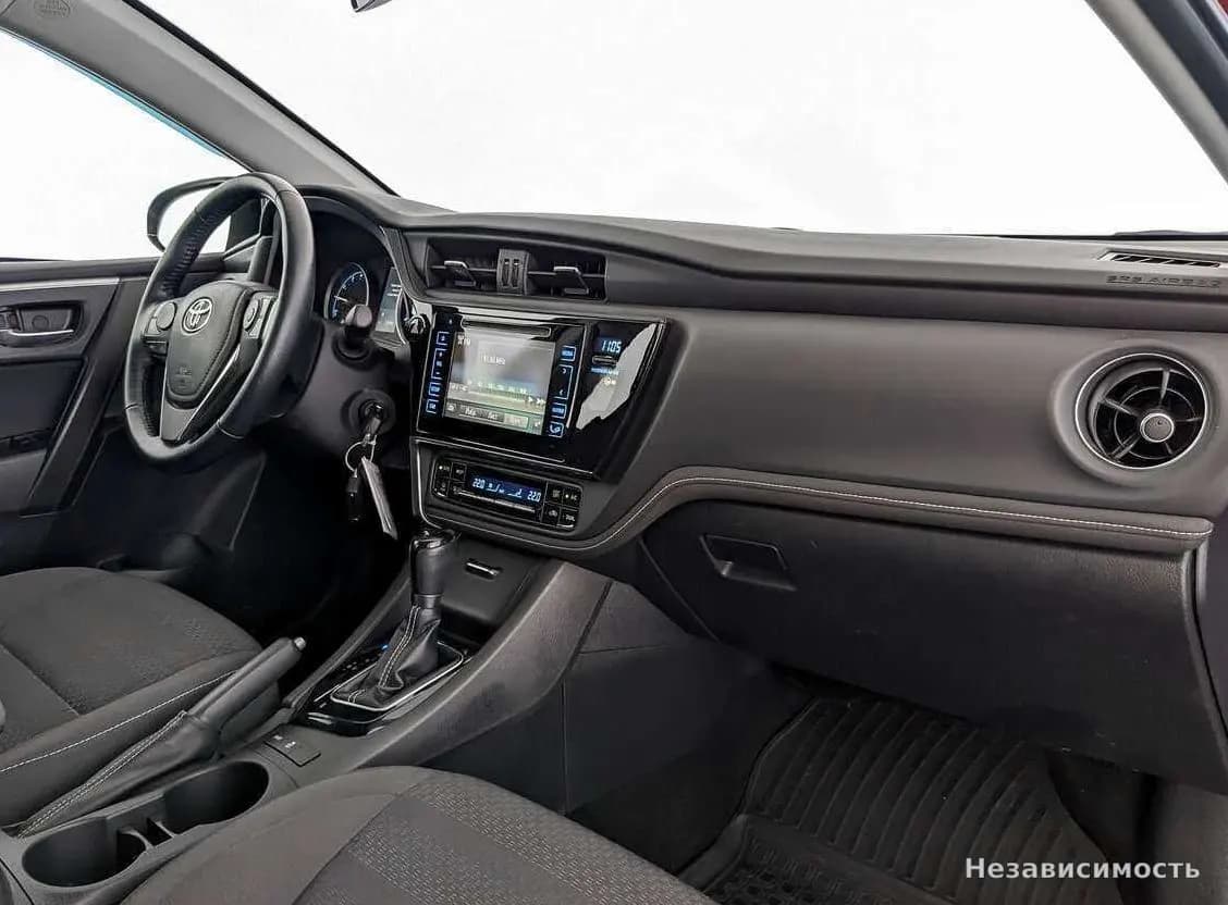 Toyota Corolla 2018 с пробегом — фото 10