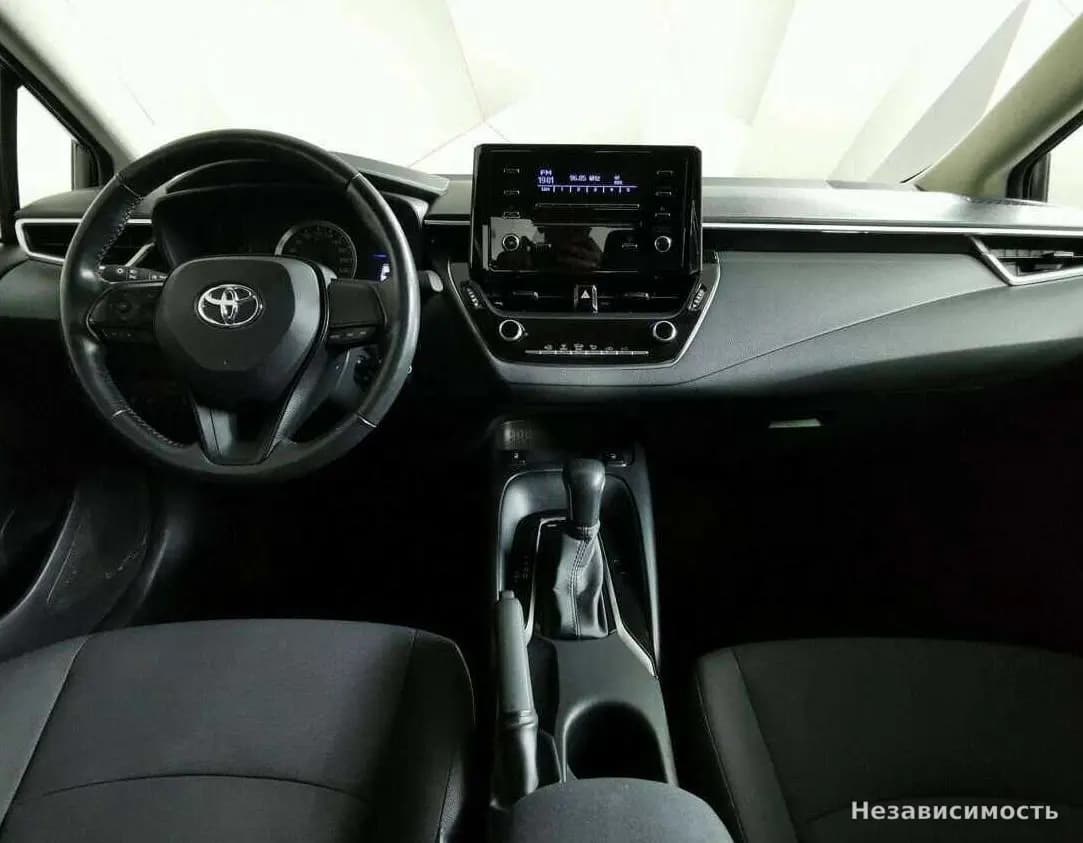 Toyota Corolla 2019 с пробегом — фото 10