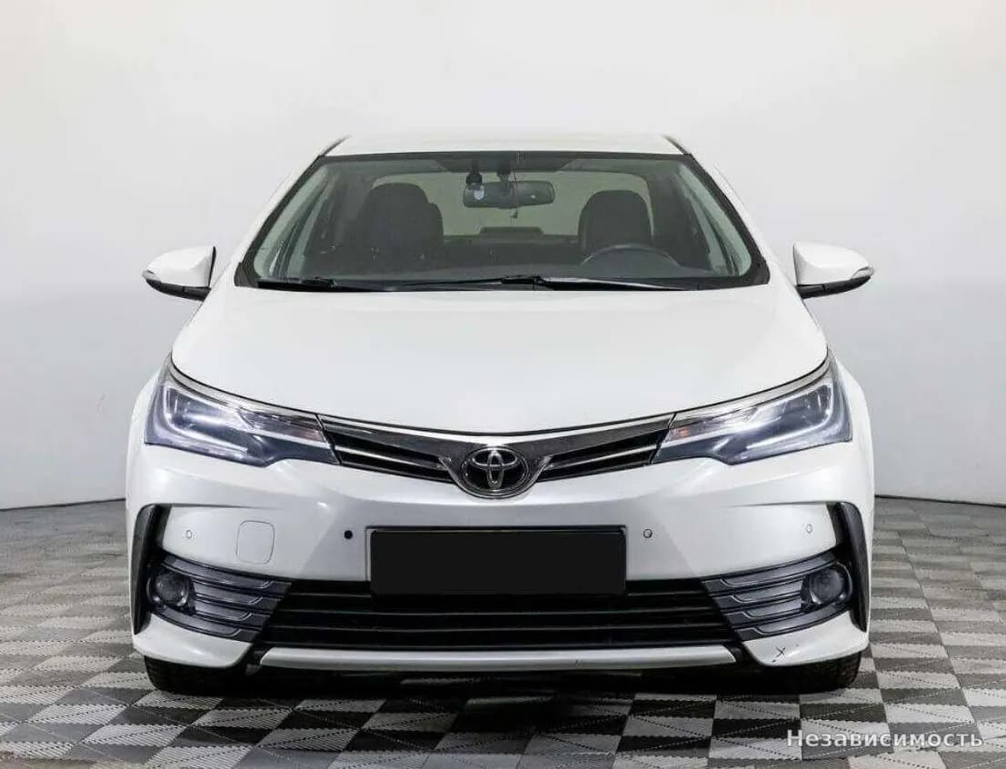 Toyota Corolla 2018 с пробегом — фото 2