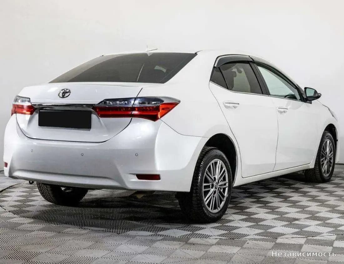 Toyota Corolla 2018 с пробегом — фото 5