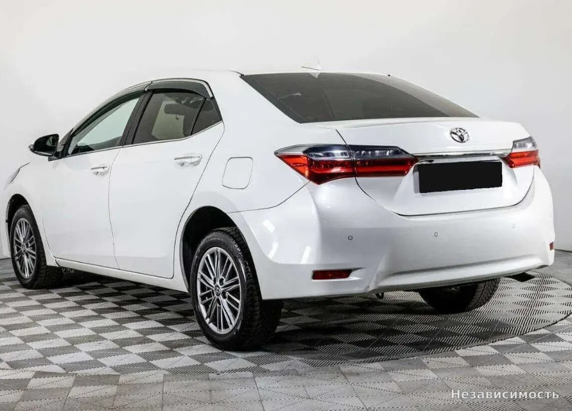 Toyota Corolla 2018 с пробегом — фото 7