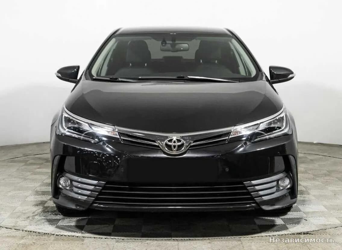 Toyota Corolla 2018 с пробегом — фото 2
