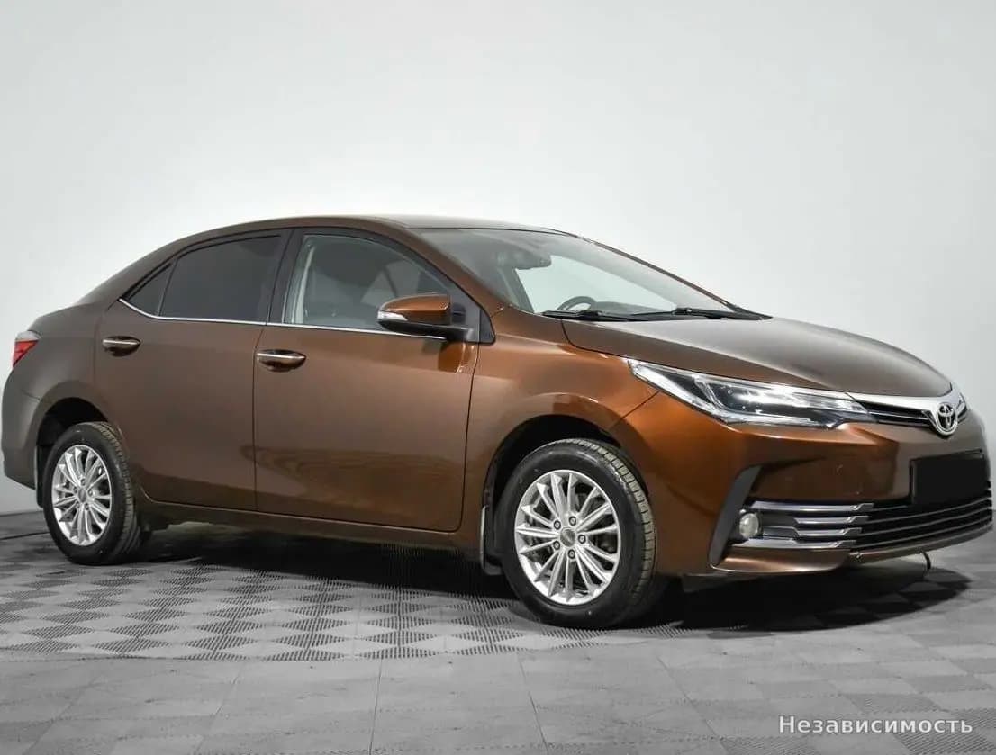 Toyota Corolla 2016 с пробегом — фото 3