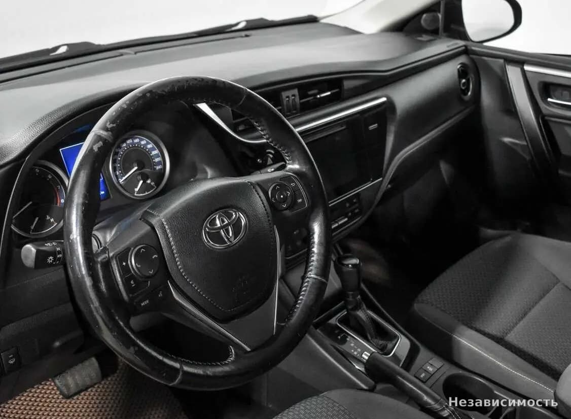Toyota Corolla 2016 с пробегом — фото 9