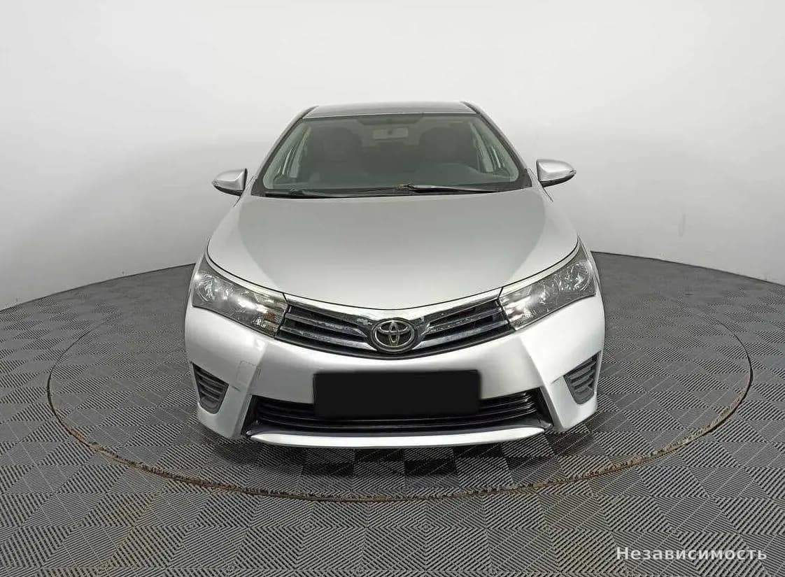 Toyota Corolla 2016 с пробегом — фото 2