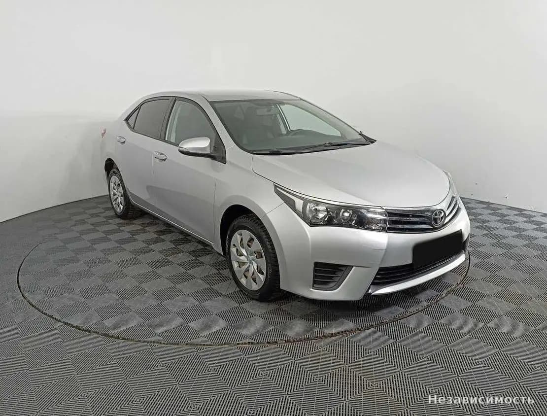 Toyota Corolla 2016 с пробегом — фото 3