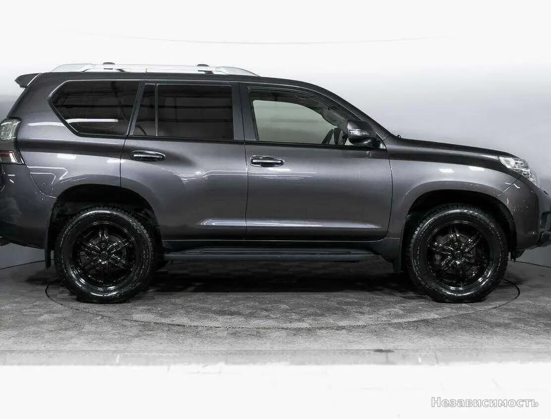 Toyota Land Cruiser Prado 2012 с пробегом — фото 4