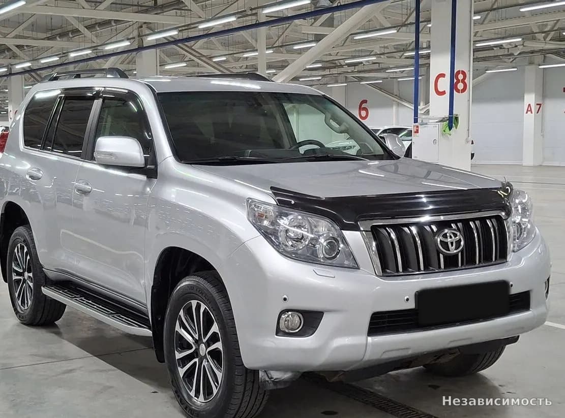 Toyota Land Cruiser Prado 2012 с пробегом — фото 3