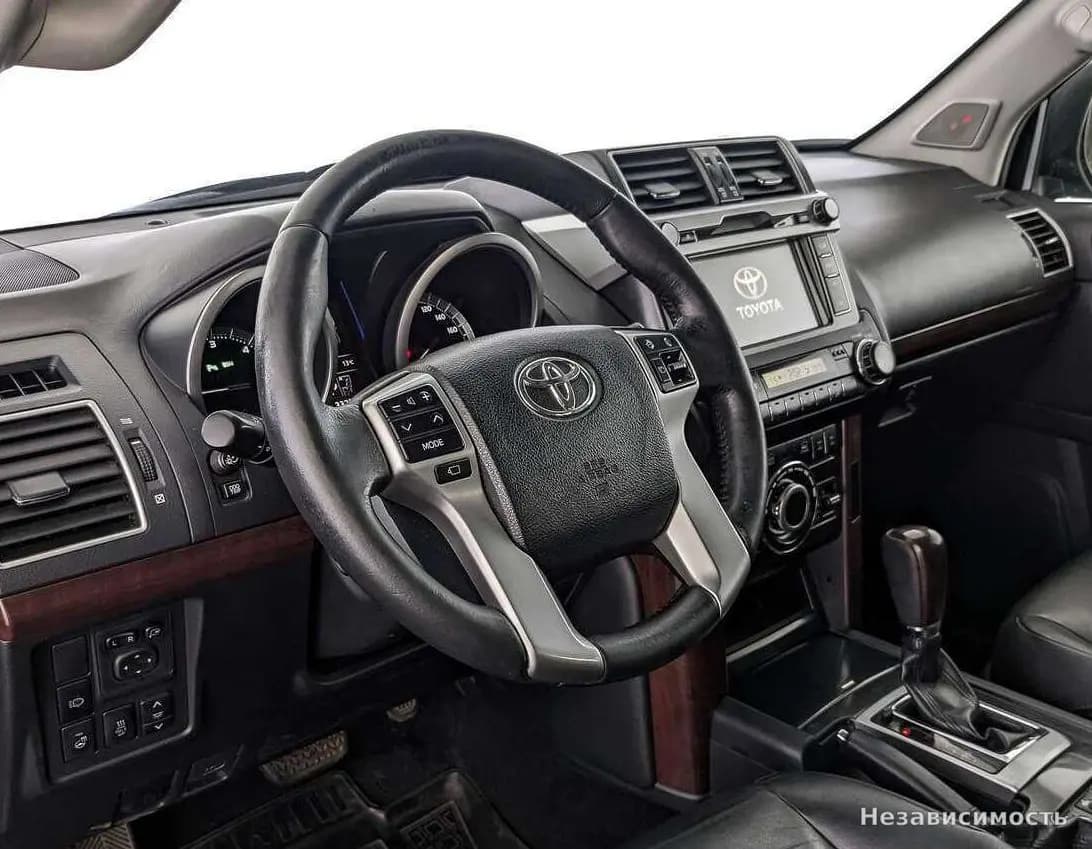 Toyota Land Cruiser Prado 2016 с пробегом — фото 10