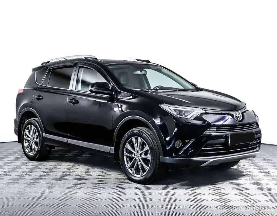 Toyota RAV4 VI (XA60) 2018 с пробегом — фото 3