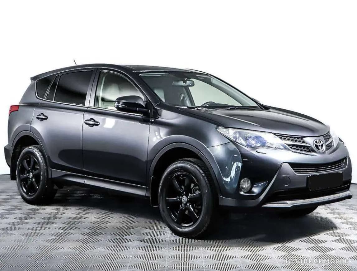 Toyota RAV4 VI (XA60) 2013 с пробегом — фото 3