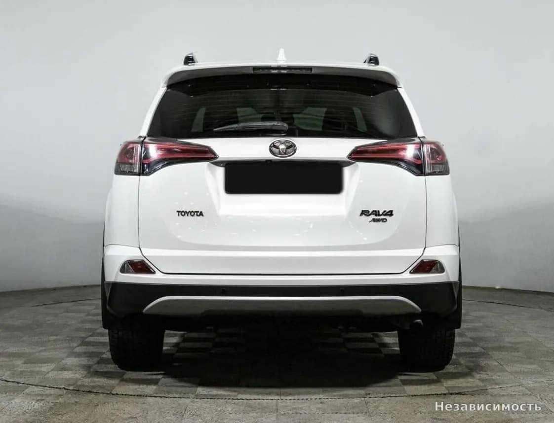 Toyota RAV4 VI (XA60) 2019 с пробегом — фото 6