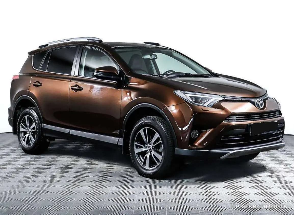 Toyota RAV4 VI (XA60) 2018 с пробегом — фото 3