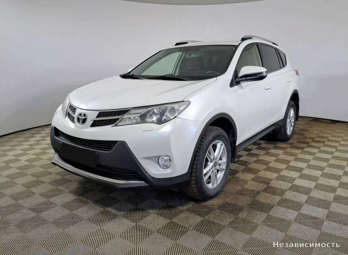 Toyota RAV4 VI (XA60), 2014 с пробегом
