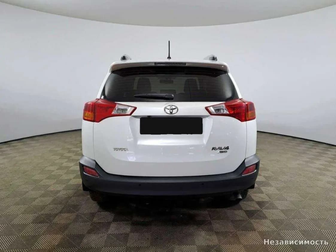 Toyota RAV4 VI (XA60) 2014 с пробегом — фото 6