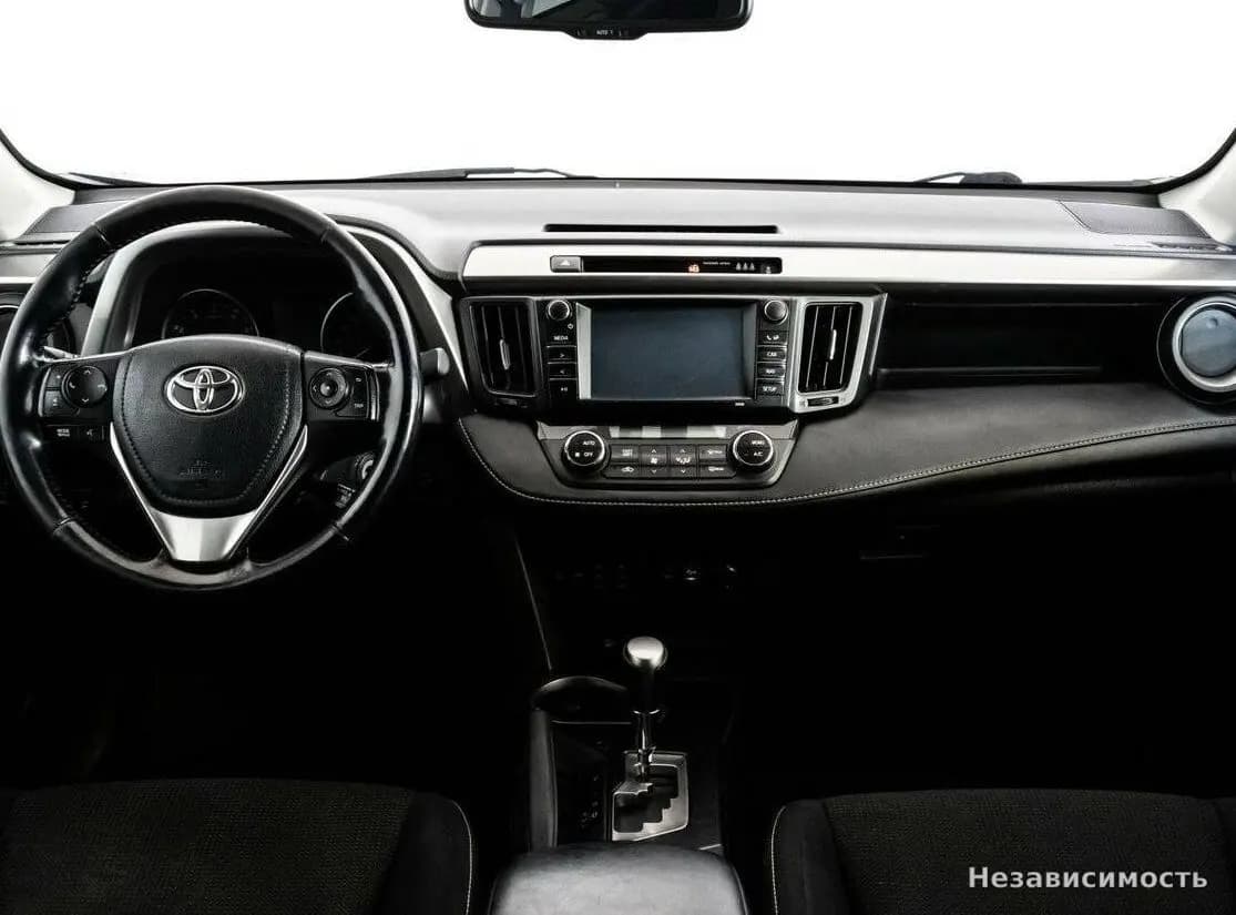 Toyota RAV4 VI (XA60) 2017 с пробегом — фото 8