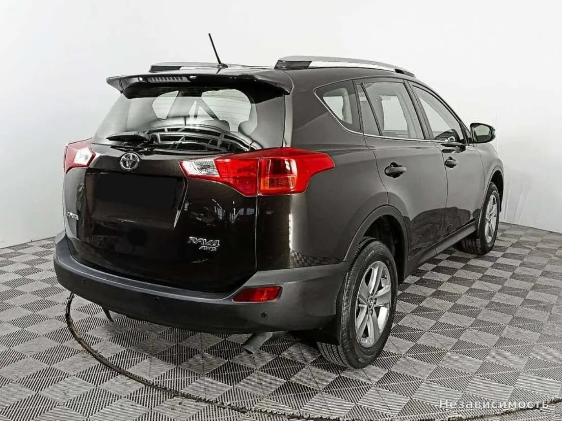 Toyota RAV4 VI (XA60) 2014 с пробегом — фото 5