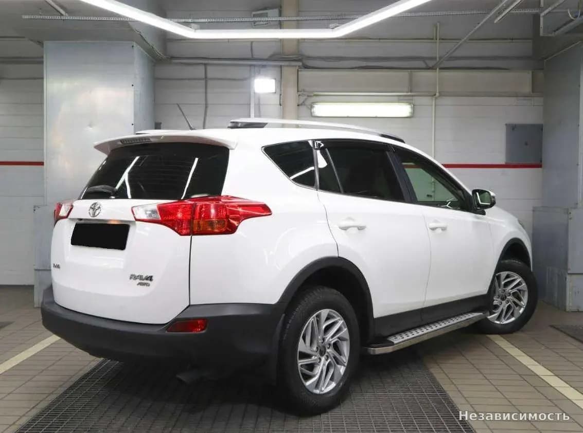 Toyota RAV4 VI (XA60) 2014 с пробегом — фото 5